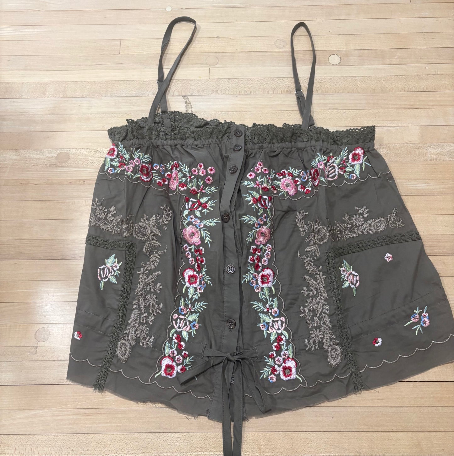 POL Embroidered Green Tank Top